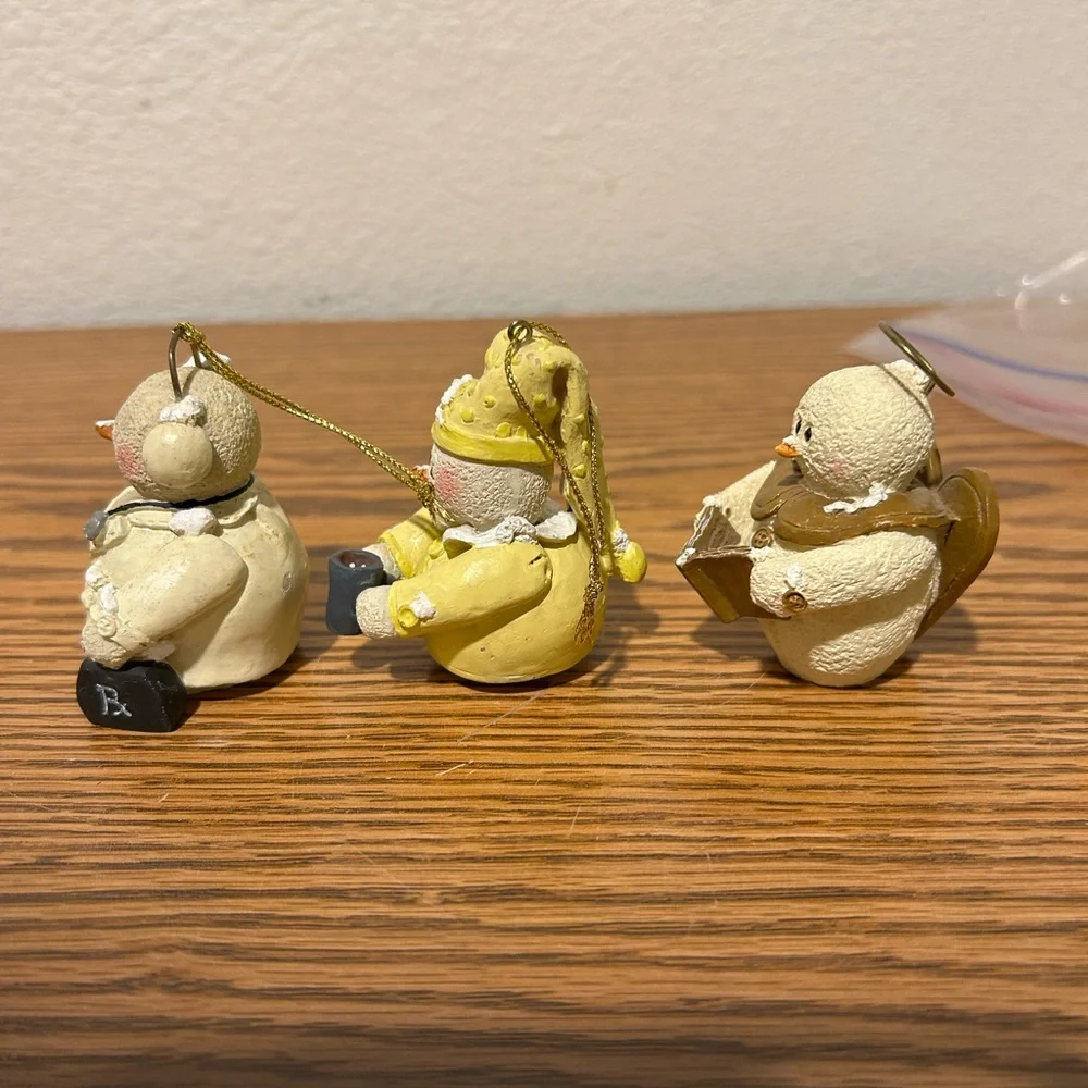 Adorable Trio of Snowberry Snowman Ornaments - Picture 7 of 7